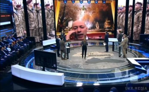 Поява українця у прямому ефірі російського телебачення викликала резонанс у мережі (відео). "Ведучі одразу змінилися в обличчі".