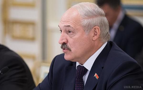 Як Лукашенко прокоментував затримання українських громадян у Білорусі. Лукашенко зазначив, що була досягнута домовленість не надавати справу розголосу, але українська сторона її порушила.