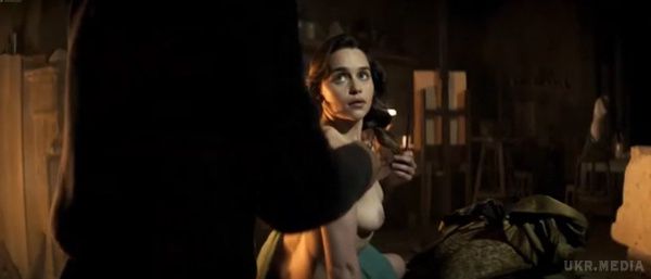  Емілія Дейенеріс з «Гри престолів» оголила груди в новому фільмі «Голос з каменю». Мати драконів вміє вдихнути полум'я навіть в саму драматичну історію.