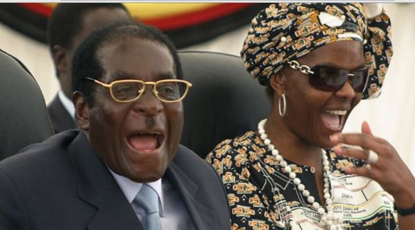 93-річний Мугабе попрощався з посадою голови Зімбабве за 10 мільйонів доларів. Він оцінив свій відхід у розмірі 10 мільйонів доларів, а також поставив умову про імунітет від судового розгляду.
