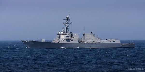 Американський есмінець ВМФ "Джеймс Вільямс" взяв курс на Одесу. Американський есмінець, який увійшов вчора в акваторію Чорного моря, прямує в порт Одеси.