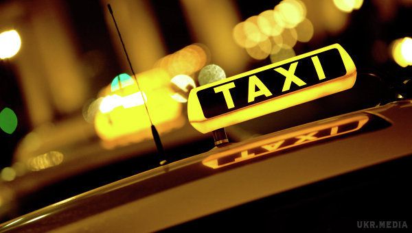 В Україні врегулюють діяльність служб таксі. Укртрансбезопасность планує ввести електронний кабінет перевізника та врегулювати діяльність диспетчерських служб таксі.