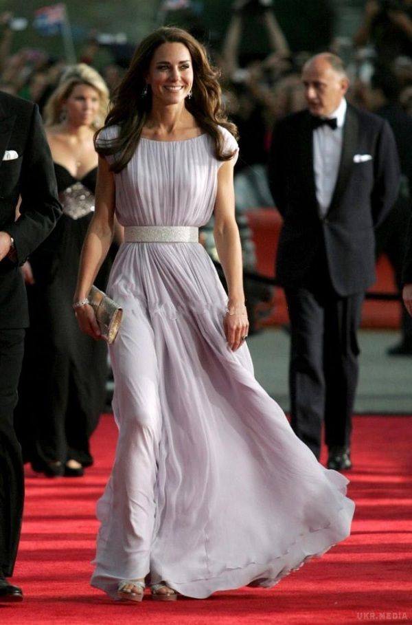 Не змогли втриматися від порівняння. Улюблені жінки британських принців. Що в них спільного? (фото). Кейт Міддлтон VS Меган Маркл.