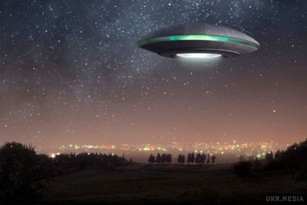 Названі дати появи НЛО в небі Південної Африки. Уфологи.
