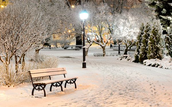 Якою буде зима 2017-2018 в УКРАЇНІ: прогнози синоптиків. Зима в Україні в минулі роки завжди славилася великими снігопадами, високими кучугурами і морозними днями. 