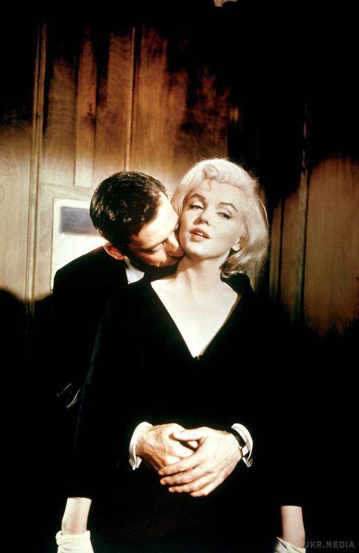 Легендарна Мерилін Монро: цікаві факти про найкрасивішу актрису ХХ століття (Фото). Мерилін Монро (Marilyn Monroe) - одна з найвідоміших актрис в історії Голлівуду, секс-символ 50-х років. У 2017 році їй виповнилося б 91 рік.