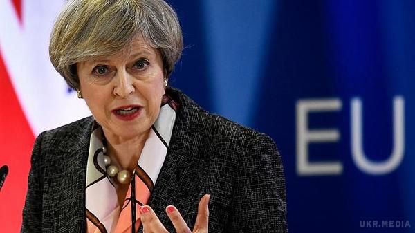 Спецслужби Великобританії запобігла замаху на Мей.  Британська поліція затримали двох терористів за підозрою в підготовці замаху на прем'єр-міністра країни Терезу Мей.