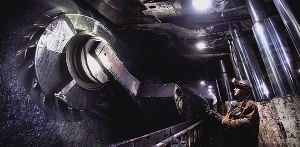 Кабмін створив Національну вугільну компанію. Компанія об'єднає 33 державні шахти.