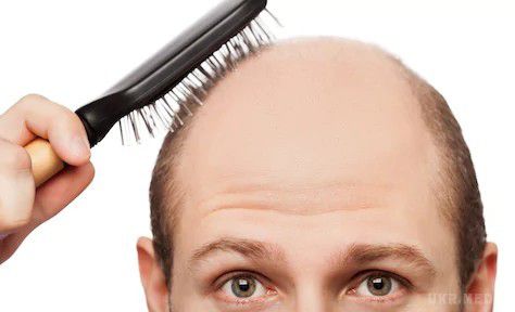 Вчені стверджують, що вони створили речовину, що викликає появу волосся. За даними Американської асоціації з проблем з випаданням волосся (AHLA), андрогенетична алопеція — більш широко відома як чоловіче облисіння (MPB) — складає більше 95 відсотків випадків випадіння волосся у чоловіків.