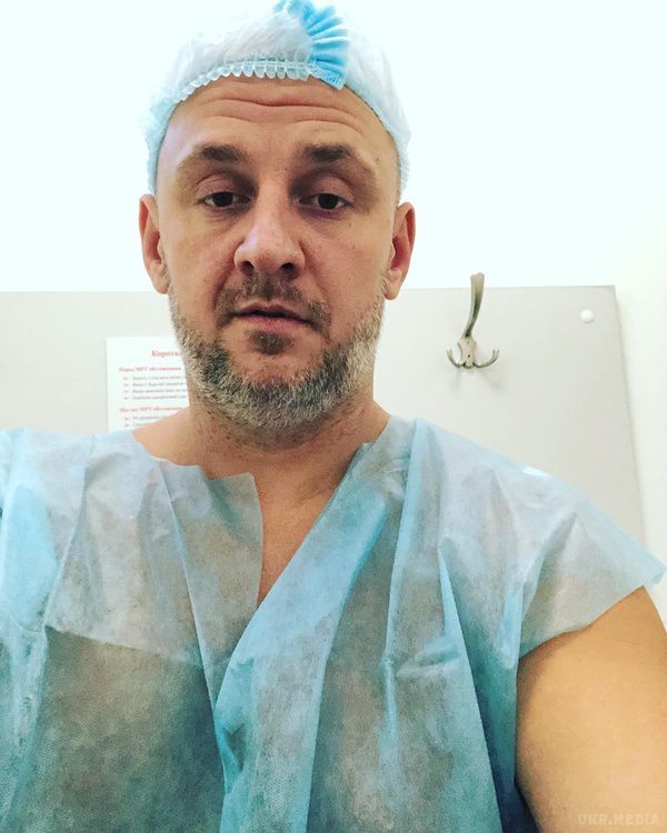 Потап опинився в лікарні (фото). На своїй сторінці в Instagram артист опублікував знімок з лікарні.