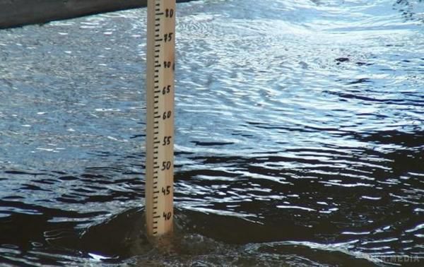 Синоптики попереджають про підвищення рівня води у річках України. Підйом рівня води очікується сьогодні.