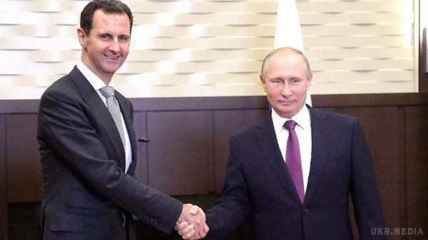 Путін вперше приїхав до Сирії і віддав наказ про виведення військ. Президент РФ наказав почати виведення російського угруповання військ з Сирії після розгрому терористів "Ісламської держави".