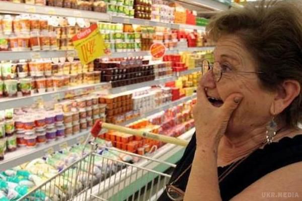 Приблизно половина продуктів харчування, які продаються в Україні – фальсифікат. Навіть страшно уявити, що ж ми їмо.