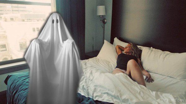 Жителька Брістоля відмовилася від чоловіків заради сексу з привидами. Її сексуальні відносини з привидом тривали протягом трьох років.