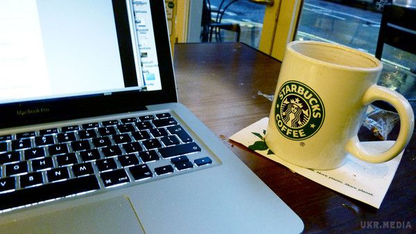 Провайдер Starbucks майнив криптовалюту на ноутбуках відвідувачів. У кав'ярні розповіли, що проблема торкнулася тільки закладів у Буенос-Айресі.
