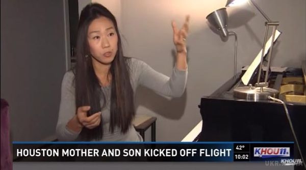 Авіакомпанія зняла жінку з літака, бо вона годувала грудьми дитину. Тепер можна знімати з літака без причини?