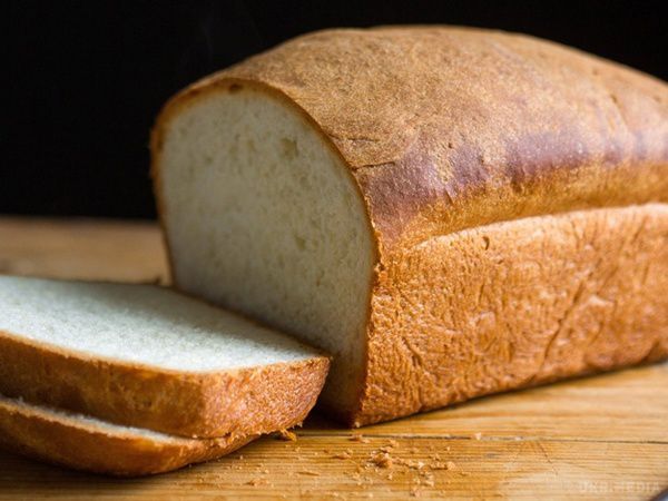 Особливий рецепт: у Запорізькій області жінка купила хліб з випорожненнями (ФОТО). Будьте уважніше, перед тим як класти собі щось в рот.