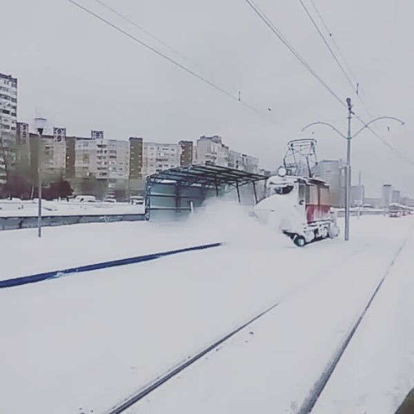 Як Київ замело снігом. З'явились фото.