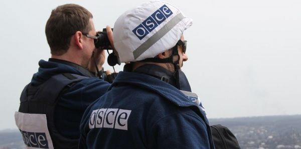В ОБСЄ підтвердили вихід російських офіцерів з СЦКК. Раніше в ЗМІ з'явилася інформація, що російські офіцери зі складу СЦКК перетнули кордон з Україною і повернулися в Росію.