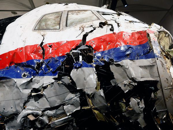 Британська розвідка: MH17 збив російський Бук. Росія намагається за допомогою пропаганди переконати всіх, що вона не збивала літак, впевнені в MI6.