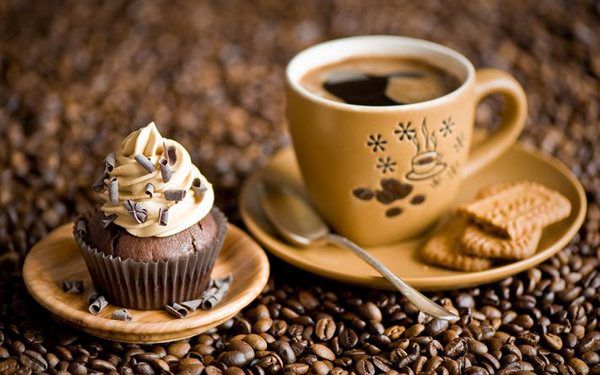 Три вагомі причини, чому варто пити каву. Якщо ви ще досі не приготували горня запашної кави до сніданку, то ось три причини зробити це прямо зараз!