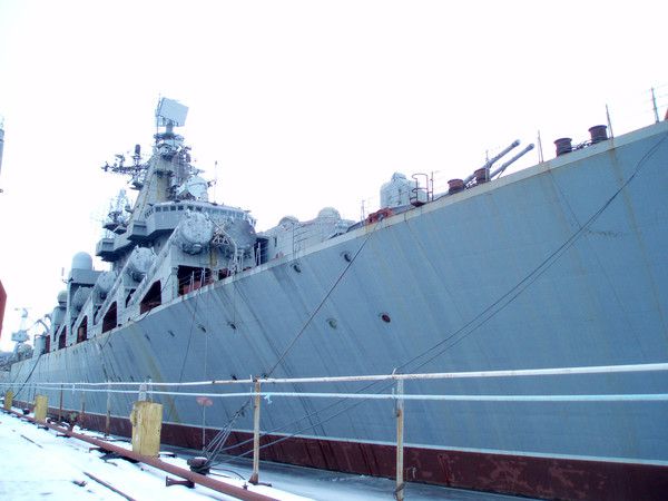 ЗСУ відмовилися від крейсера "Україна", збудованого на 95%. Військово-морським силам Збройних сил України не потрібен ракетний крейсер "Україна", який вже на 95% збудував ДП "Миколаївський судобудівний завод".