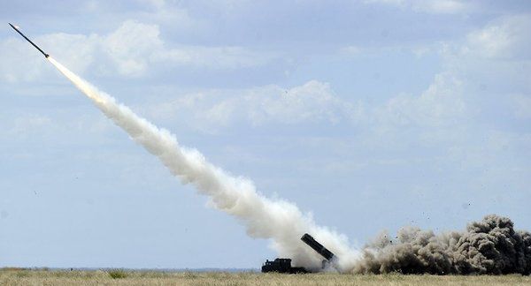 Українські військові  успішно випробувала ракетний комплекс "Вільха". Українаі успішно випробували ракетний комплекс "Вільха" вітчизняного виробництва.