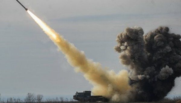 Турчинов заявив про унікальний результат:випробування "Вільхи". Успішне випробування нової української ракетної техніки засвідчило переваги вітчизняних ракет над російськими аналогами.