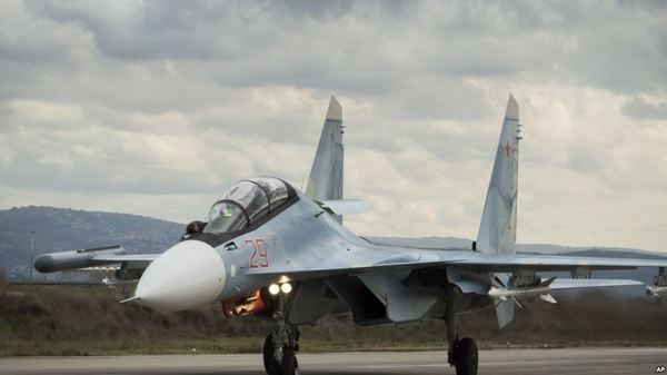 Росія відповість США на обмеження щодо договору з відкритого неба. РФ готує заходи на очікуване введення американською владою заборони польотів російських військових літаків над своїми територіями.