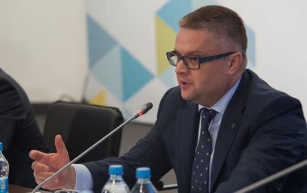 Керівник "Укроборонпром" Романов відповів на критику на свою адресу з боку Гройсмана. Відставка керівника "Укроборонпрому".