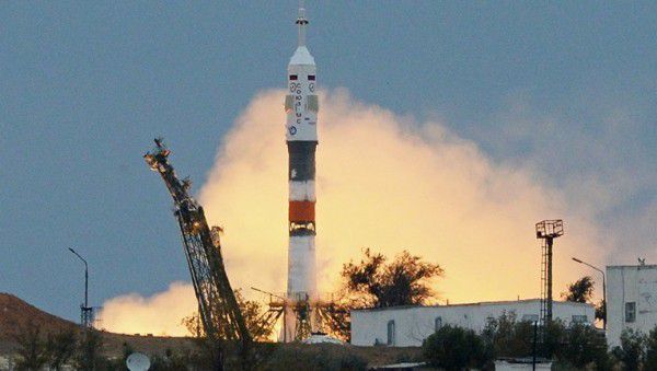 Експерти встановили причину мовчання ангольського супутника AngoSat-1.  Втрата зв'язку з апаратом спричинена коротким замиканням в шині блоку живлення.