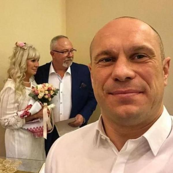 "Хоча б на маминому весіллі погуляю": Мати Іллі Ківи вийшла заміж