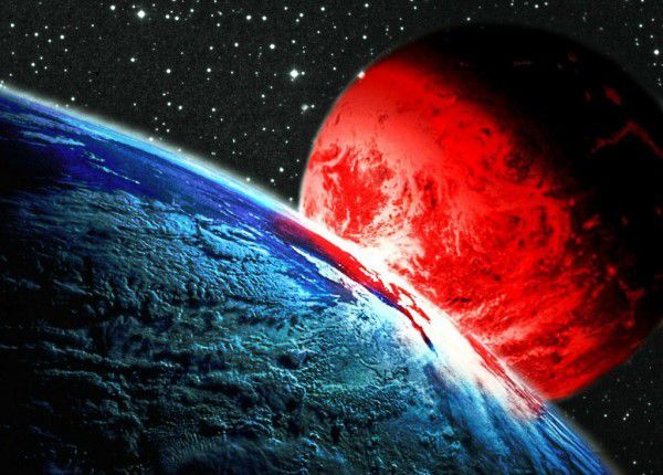 Конспірологи перенесли кінець світу на 2018 рік. Фахівці NASA не підтримали заяви своїх колег, назвавши 1 лютого 2019 року останнім днем існування людства. Саме тоді Земля зіткнеться астероїдом який мчить з величезною швидкістю до неї.