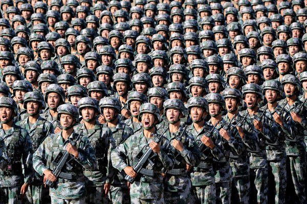 Голова КНР дав наказ армії Китаю готуватися до війни. Сі Цзіньпін попросив свою армію не боятися смерті.