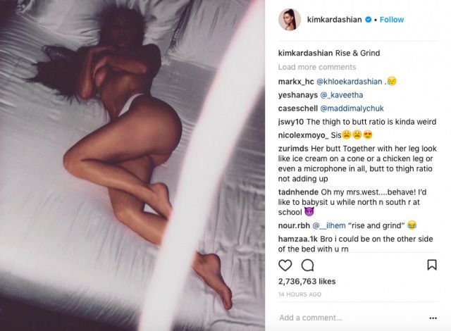 Абсолютно гола і дуже гаряча Кім Кардаш'ян. Вчора королева Instagram виклала знімок, на якому лежить в одних трусах на ліжку. І зробив його не Каньє...