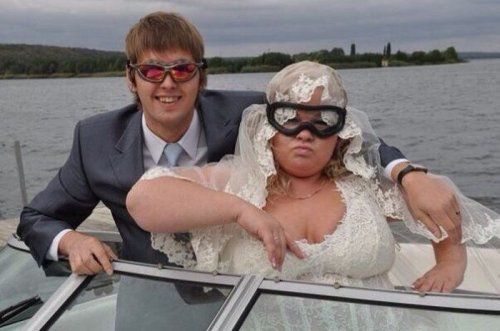 Найбезглуздіші і курйозні весільні фото, які не варто робити взагалі. Весільні фотографії, які можна було не робити.
