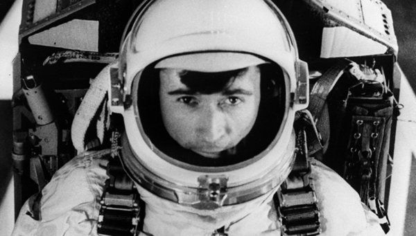 Помер славетний підкорювач космосу. Про це повідомили у Twitter NASA