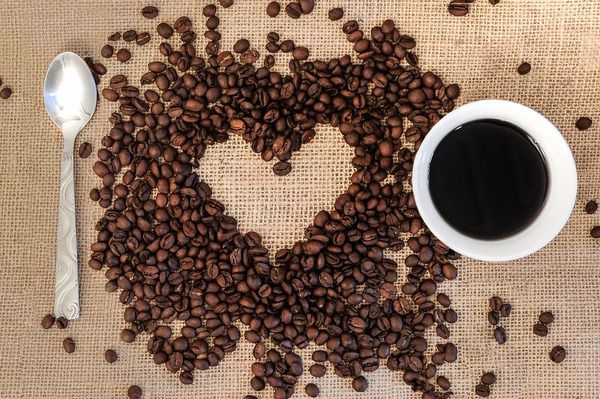 Як вибрати хорошу каву - практичні поради!. Якщо ви не мислите початок дня без кави, то поради  фахівця  допоможуть вибрати розчинний, мелений, зернова кава.