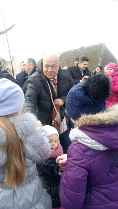 Як в Ужгороді відмічали свято Василя і Старого Нового року (фото). У суботу Ужгород відгуляв найкращий Різдвяний фестиваль Закарпаття – "Коляда в старому селі".