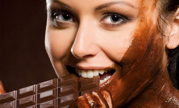 Шоколад може позбавляти від хвороб. Названі хвороби від яких допоможе шоколад.