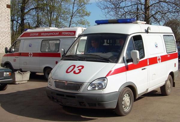 В Одесі поліцейські пов'язали п'яних лікарів «швидкої». В Одесі у вівторок, 16 січня, лікарі "швидкої" приїхали на виклик поліцейських, але відмовилися рятувати людину.