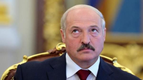 Пропозиція Трампа по Мінську завдало удару по позиціях Лукашенко – експерт. До своїх президентських виборів Росія навряд чи погодиться поміняти Мінськ на інший переговорний майданчик.