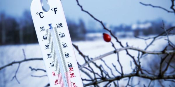 Синоптики попередили про різке погіршення погодних умов. В Україну йдуть 20-градусні морози.