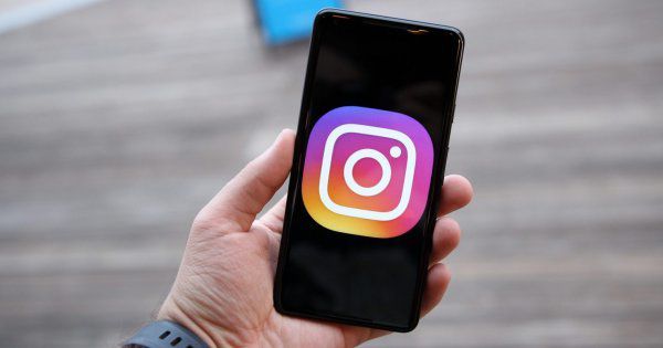 Instagram здивував користувачів новою функцією. Соцмережа Instagram дозволила своїм користувачам користуватися gif-ками
