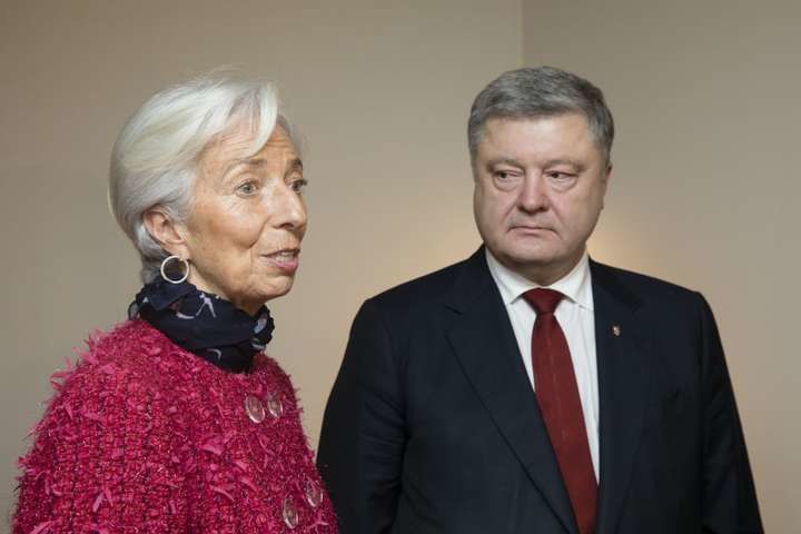 МВФ: Україна повинна прискорити темп реформ. Україна повинна скористатися сприятливими зовнішніми обставинами для прискорення реформ та економічного зростання.