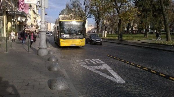 Мін'юст оголосив у розшук 160 автобусів львівського комунального АТП-1. Міністерство юстиції оголосило у розшук всі 160 автобусів найбільшого львівського перевізника – комунального АТП-1,