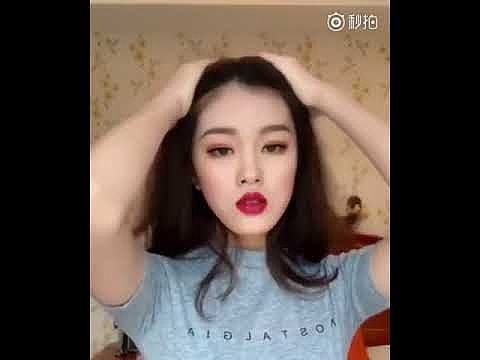 Новий китайський флешмоб "Karma is a bitch". Для участі знадобиться: ганчірка, камера з уповільненою зйомкою, навички відеомонтажу дошколенка.