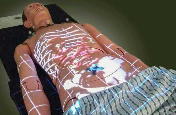 Нова технологія дозволяє лікарям «бачити» крізь шкіру пацієнта (відео). Вона перебуває в експериментальній фазі.