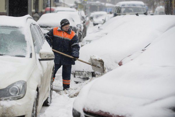 У Москві висота снігових заметів досягла 40 см. Наприкінці минулого тижня московський Гідрометцентр зафіксував у місті 16-сантиметрові снігові замети. 