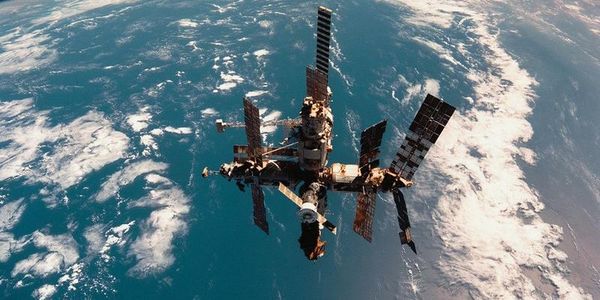 NASA встановило зв'язок з супутником, який загубився 13 років тому. Аерокосмічне агентство NASA відновила зв'язок із супутником, що "заблукав" у космосі більше 10 років тому.